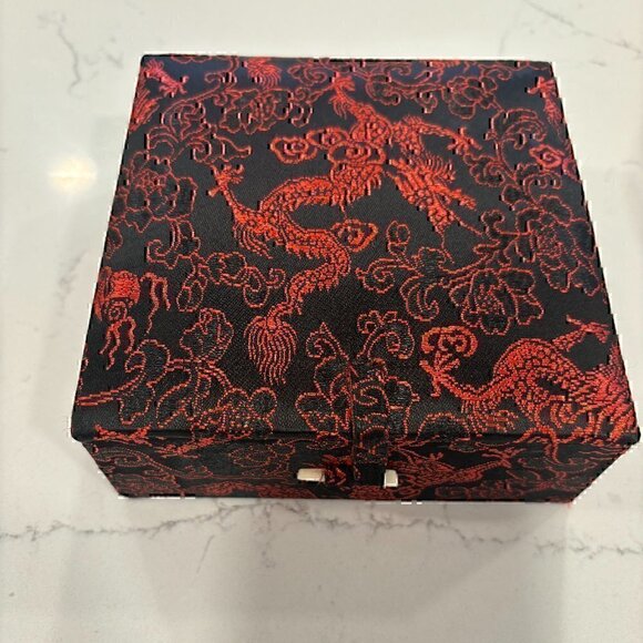 Asianera Hand painted porcelain sauce dipping plate - Picture 3 of 6